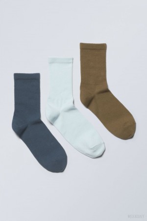 Weekday 3-pack 運動 Socks 青 青 カーキ | FXWA5025