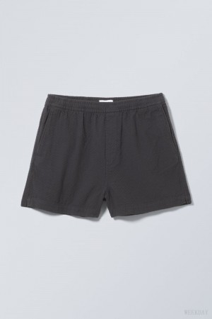 Weekday Alex Relaxed Shorts 暗グレー | BUYY2779