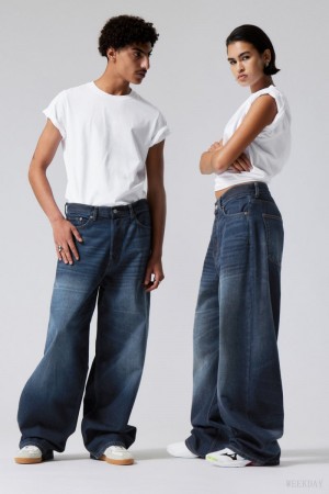 Weekday Astro Loose Baggy Jeans 青 | ELYQ5848