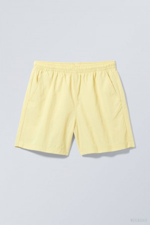 Weekday Ed Contrast Swim Shorts ライト黄色 | PSJZ1576