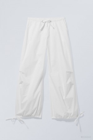 Weekday Luisa Parachute Trousers 白 | MWWB8837