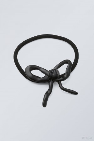 Weekday Metal Bow Hair Elastic 黒 | YOFB6216