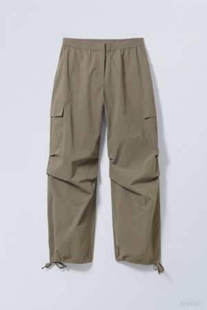 Weekday Nila Parachute Trousers 暗 | WWMT9846