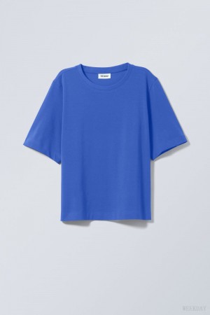 Weekday Perfect Boxy T-shirt 深い青 | HCVG4099