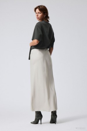 Weekday Trace Pull On Satin Skirt グレー | UMLW5507