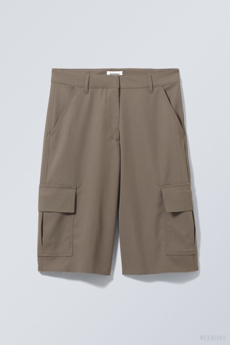 Weekday Arwen Cargo Suiting Shorts カーキ | XDKH8923