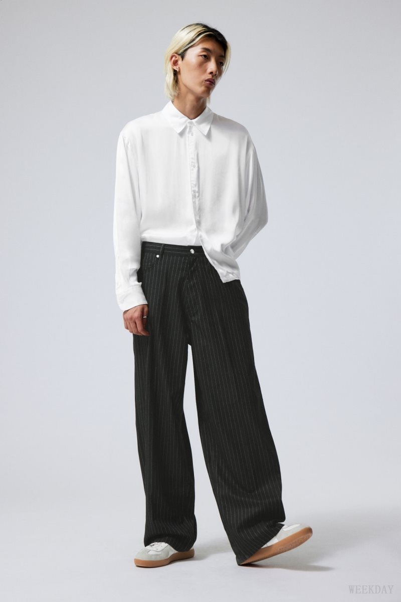 Weekday Astro Baggy Suit Trousers 黒 | JSZI4729