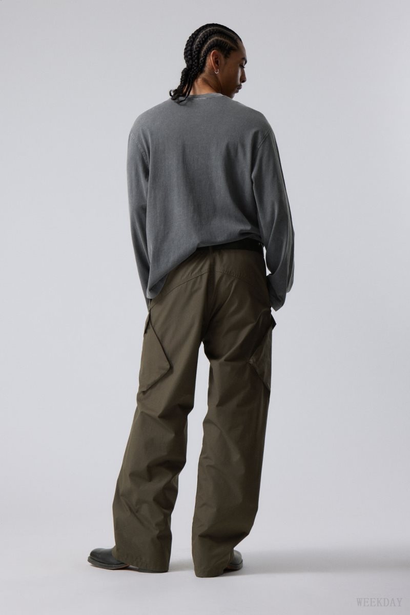 Weekday Astro Loose Asymmetric Cargo Trousers カーキ 緑 | OWZX7882