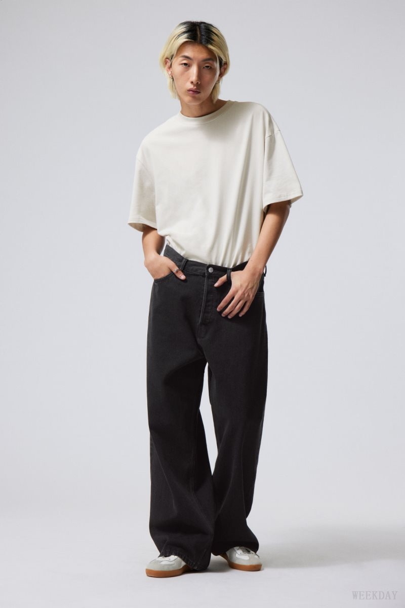 Weekday Astro Loose Baggy Jeans 黒 | CKHD0211