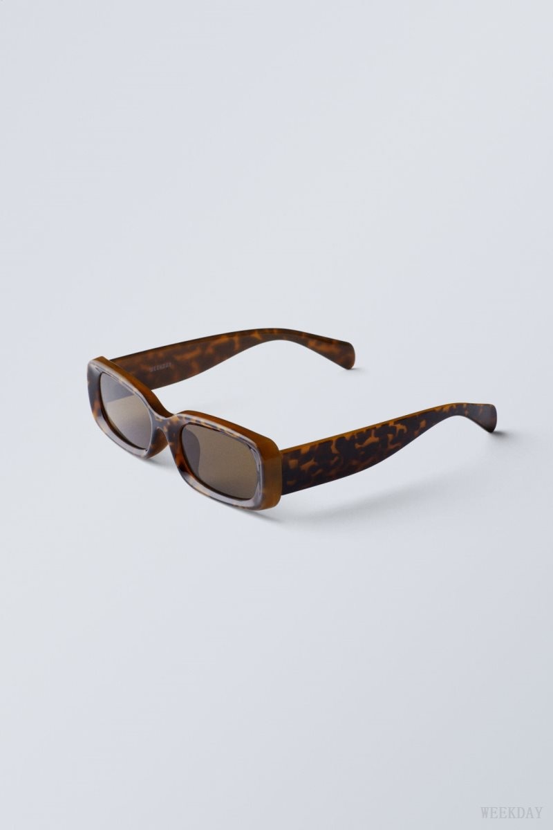 Weekday Cruise Squared Sunglasses Tortoise | RMKH0247