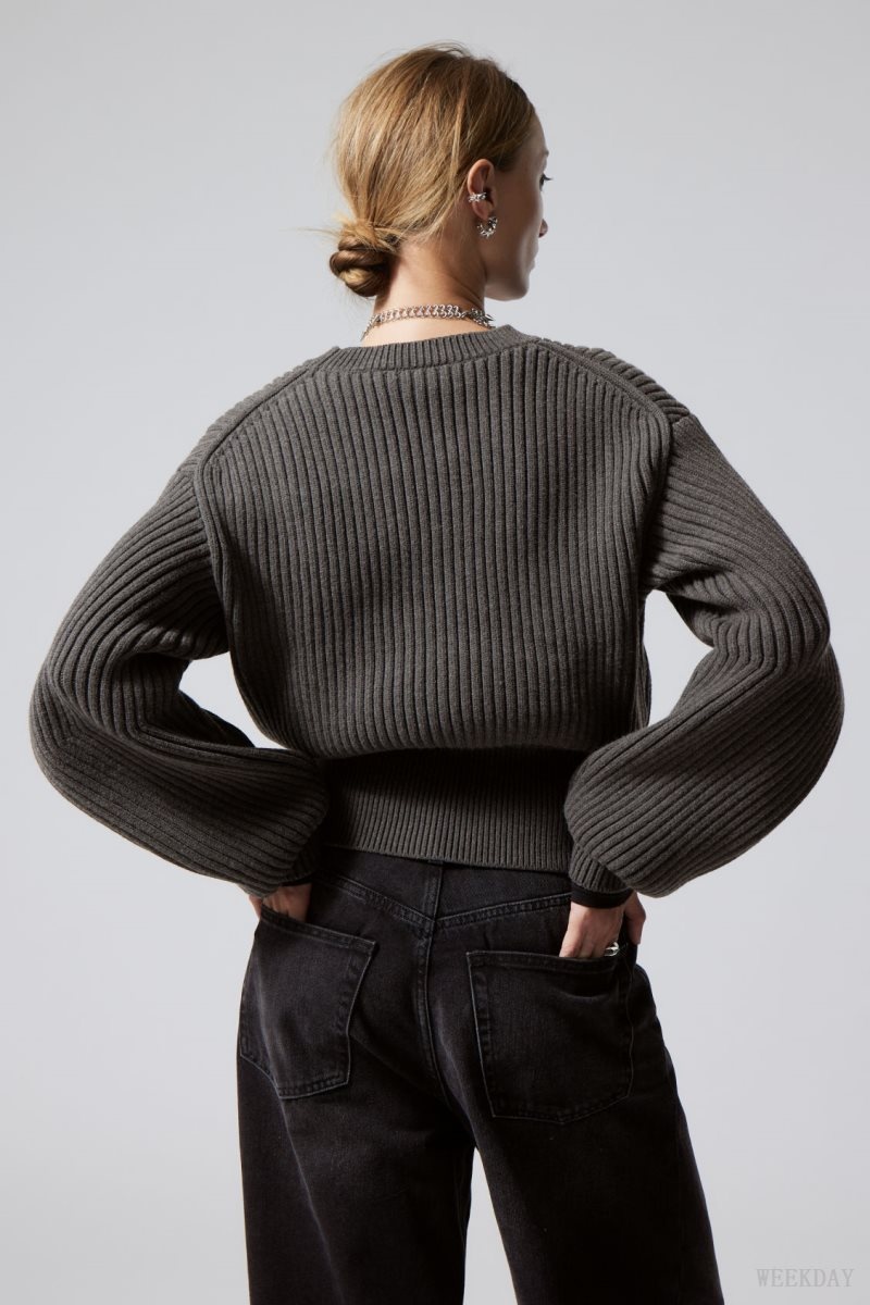 Weekday Dion Sculptural Sweater 暗 | PBNW0321