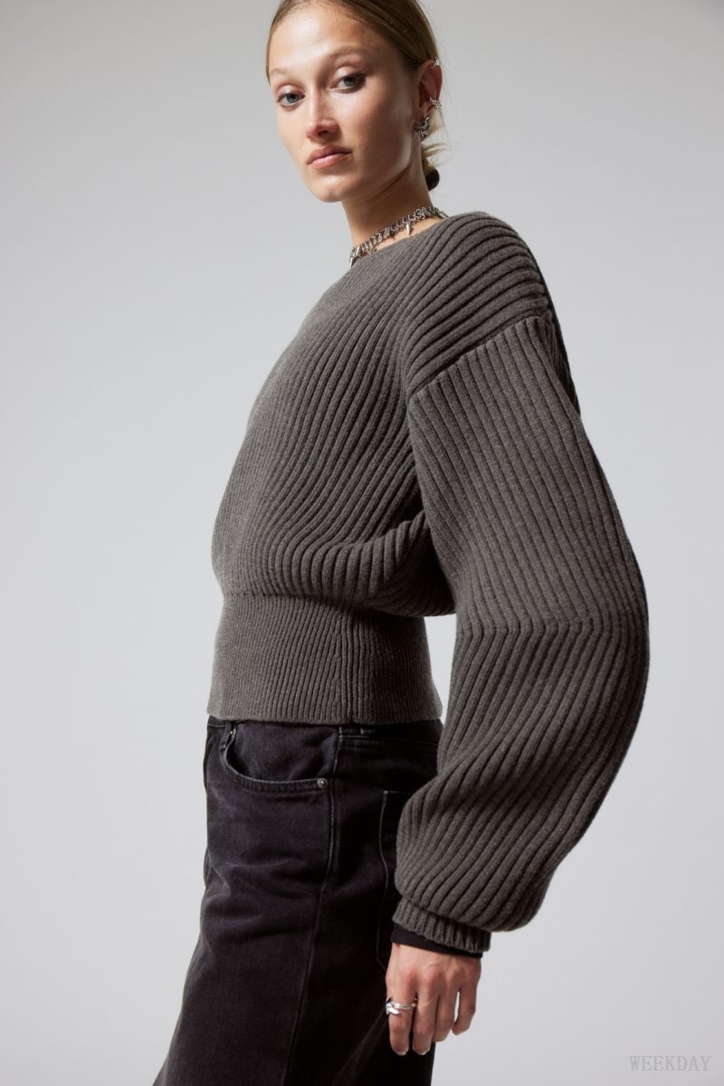 Weekday Dion Sculptural Sweater 暗 | PBNW0321