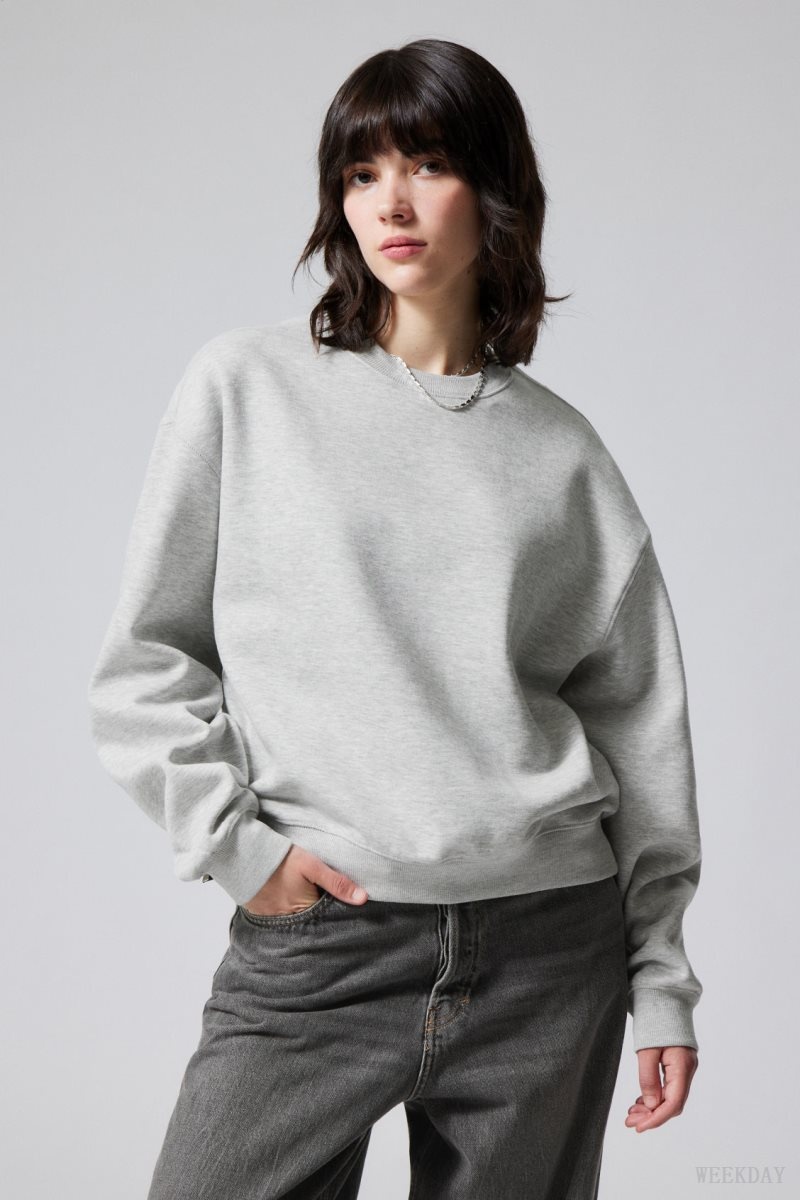 Weekday Essence Standard Sweatshirt ライトグレー | NGIA7190