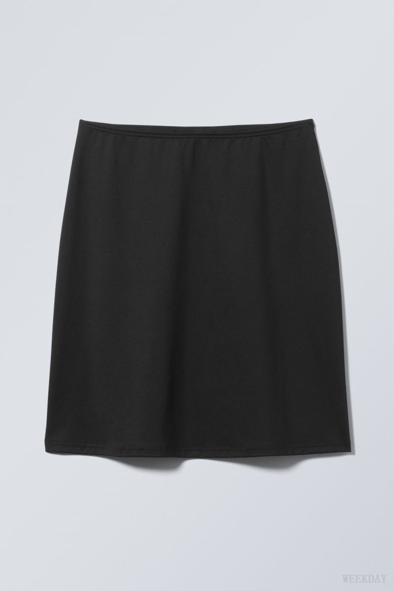 Weekday Fine Midi Skirt 黒 | BULT0553