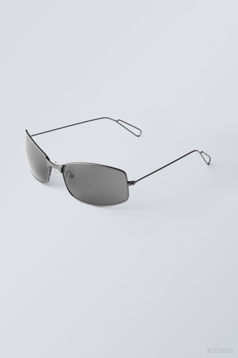 Weekday Flash Sunglasses 黒 | FJWE5623