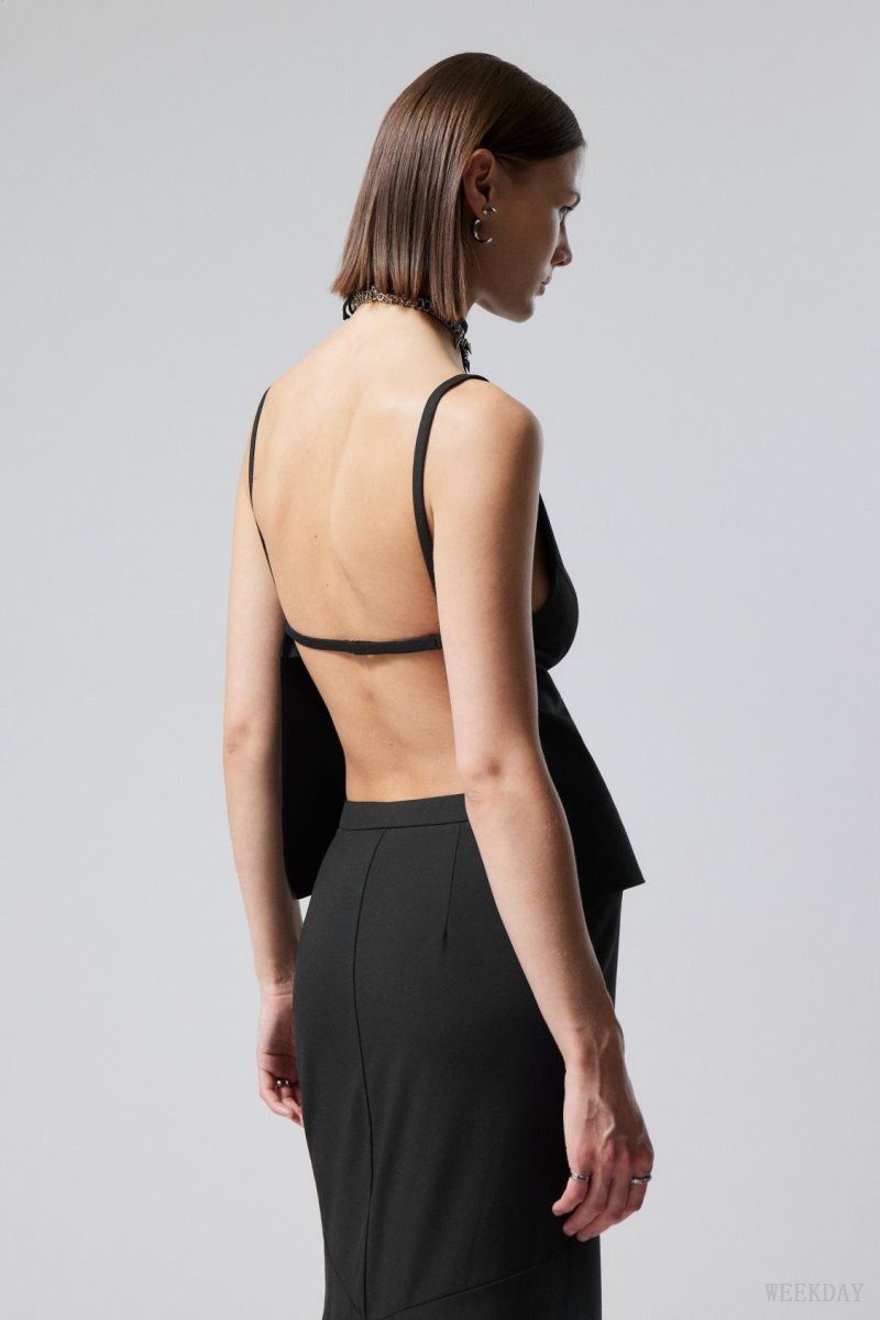 Weekday Fleur Suiting Open Back Top 黒 | YHGA9606