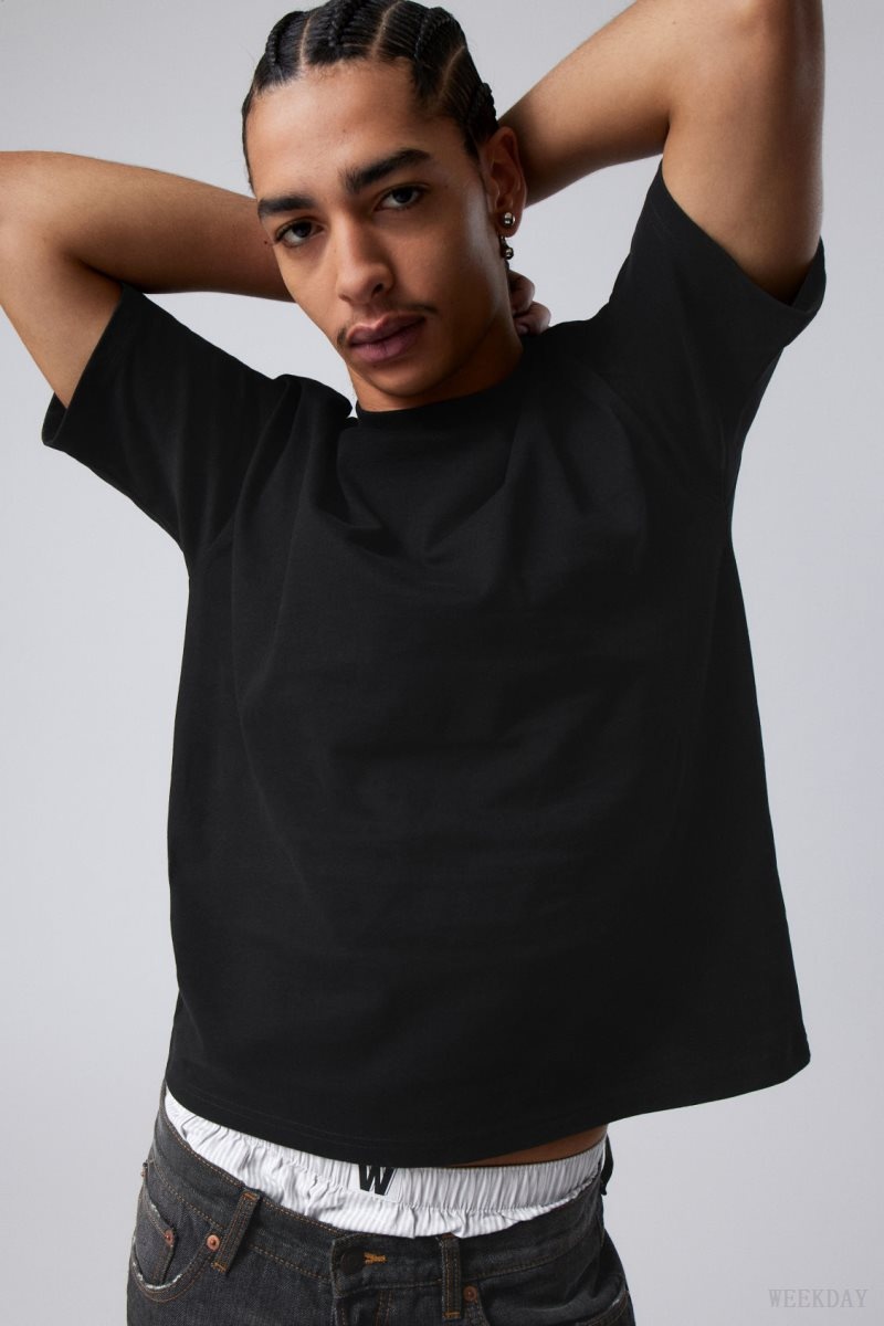 Weekday Great Boxy Heavyweight T-Shirt 黒 | IDYL9053