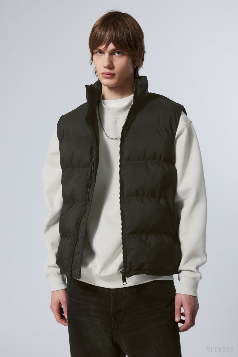 Weekday Kip Puffer Vest 黒 | IGNM0205