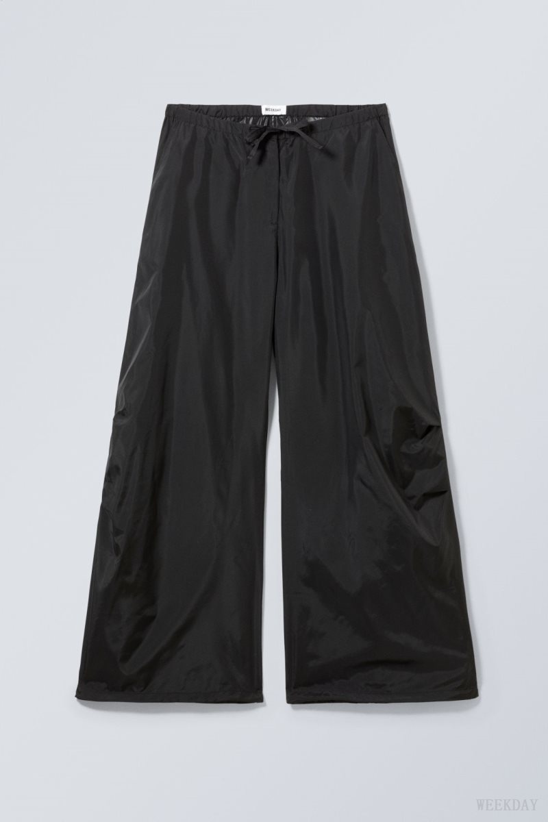 Weekday Leish Parachute Trousers 黒 | HWHM1525