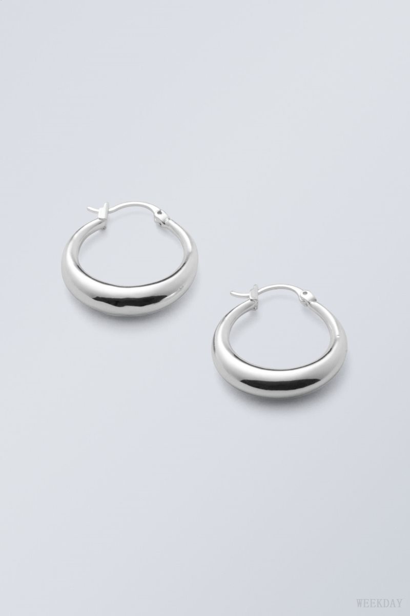 Weekday Mija Hoop Earrings シルバー | EIBB8109