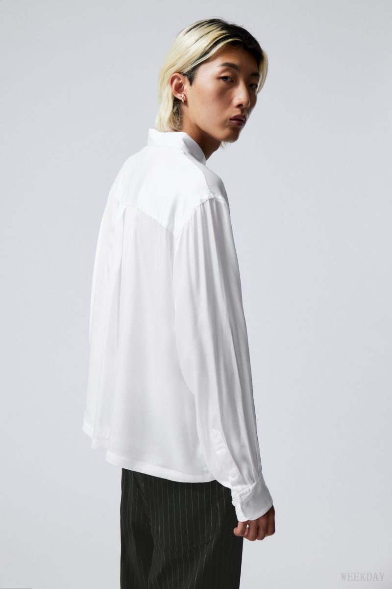 Weekday Oversized Boxy Shiny Shirt 白 | GUBV9842