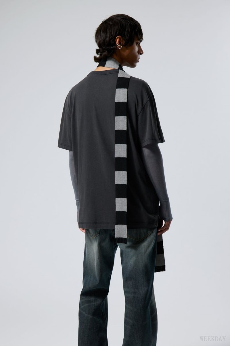 Weekday Oversized グラフィック Printed T-shirt 黒 | ERQV0827