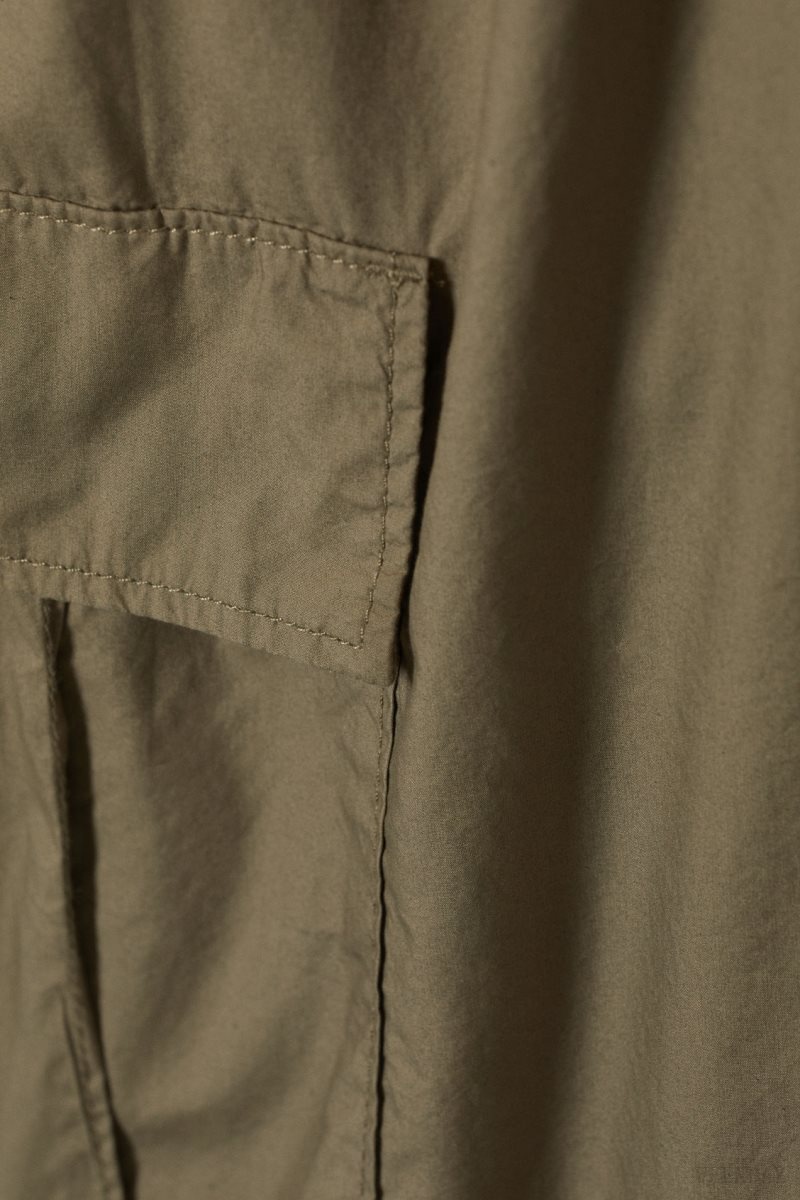 Weekday Parachute Loose Cargo Shorts カーキ | CJHR3018