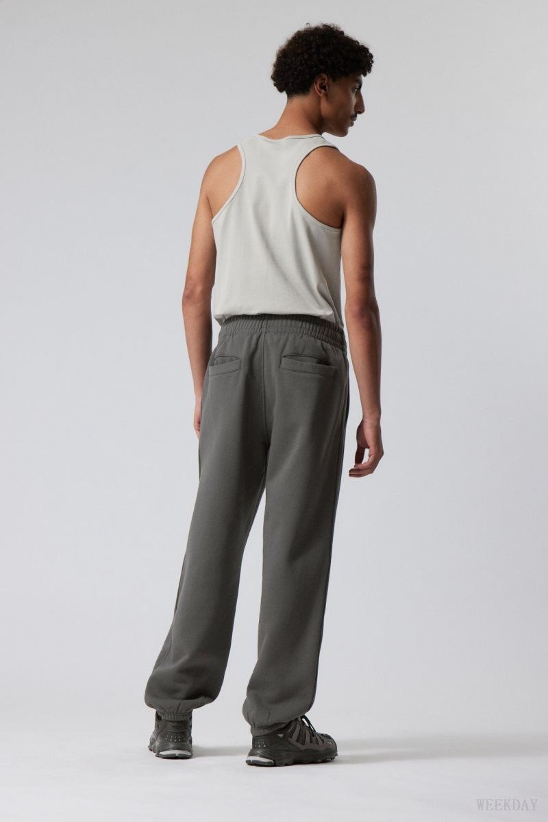 Weekday Relaxed Heavy Sweatpants 暗グレー | EIVM4607