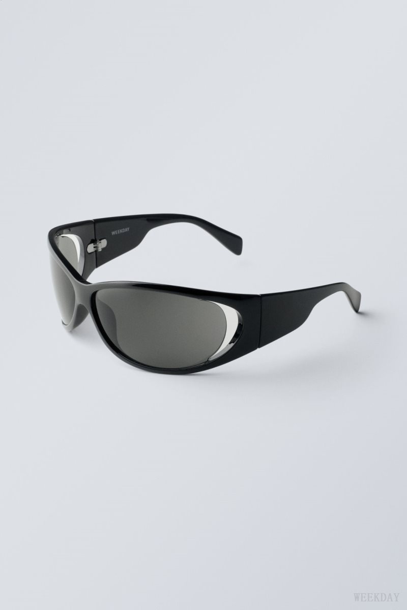 Weekday Strike Sunglasses 黒 | LGSV1176