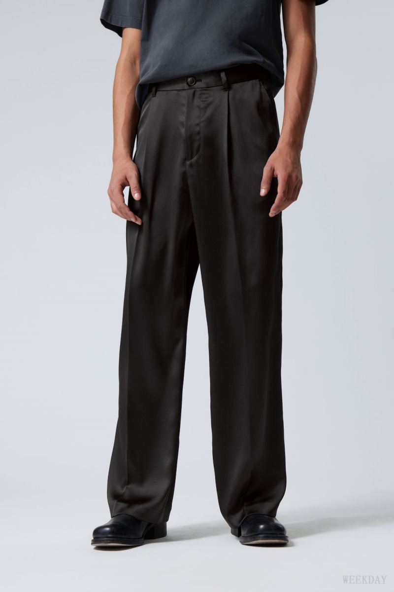 Weekday Uno Loose Shiny Trousers 黒 | DAFF4107