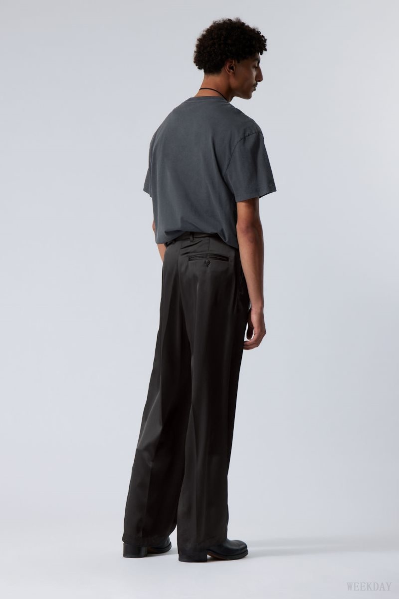 Weekday Uno Loose Shiny Trousers 黒 | DAFF4107